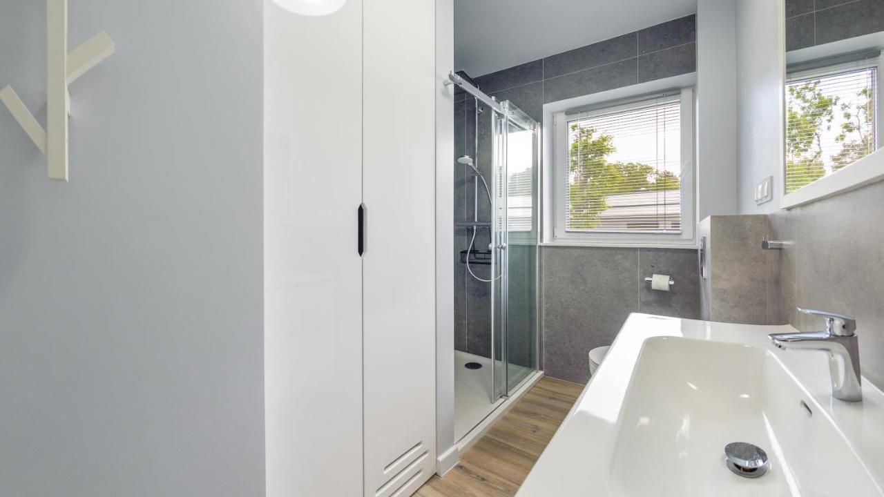 Apartamenty Sun & Snow Baltic Apartments Z Basenem Pobierowo Bagian luar foto